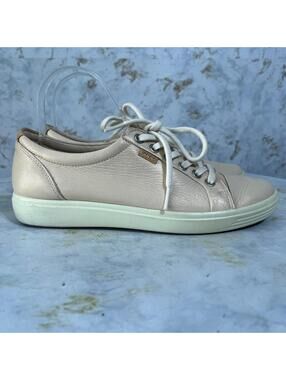 Ecco Soft 7 Women's Size 9 Shoes Beige Leather Casual Comfort Sneakers EU 40